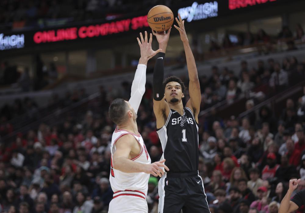 他通过一杆 他通过一杆