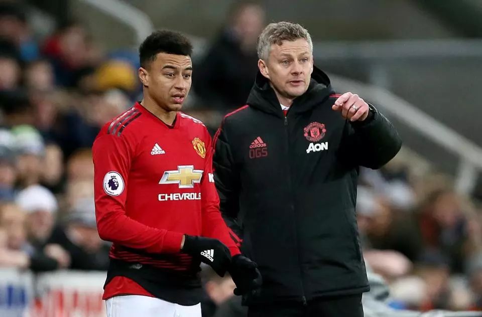 前采访中直 前采访中直