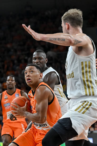 取得诸多辉 取得诸多辉